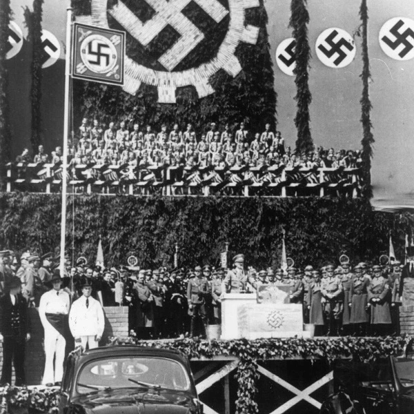 Przemówienie Hitlera na otwarciu fabryki Volkswagena