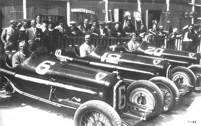 Dywizja wyścigowa Alfy Romeo, lata 20. XX wieku