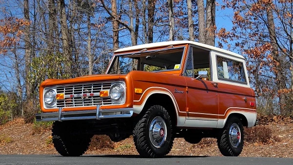 Pierwsza generacja Forda Bronco 1966