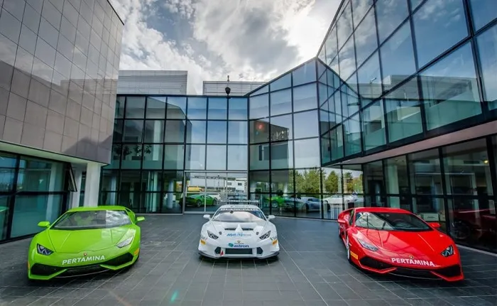 Muzeum Lamborghini w Sant'Agata Bolognese, Bolgna Włochy