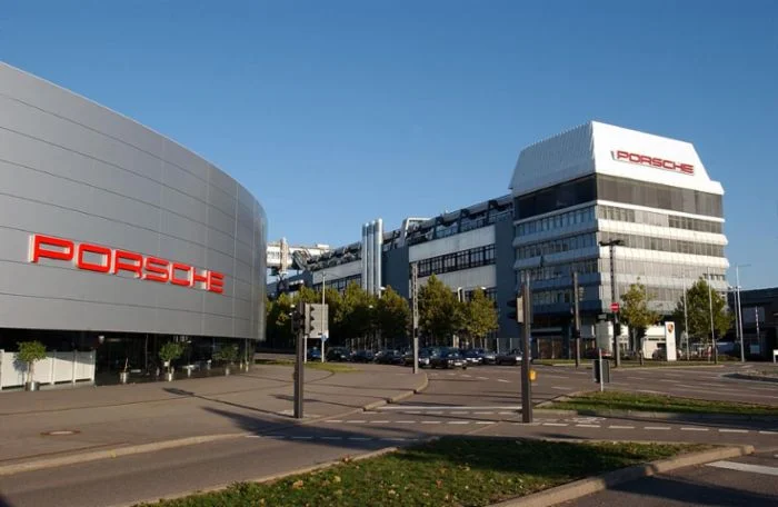 Siedziba Porsche w Zuffenhausen koło Stuttgartu w Niemczech