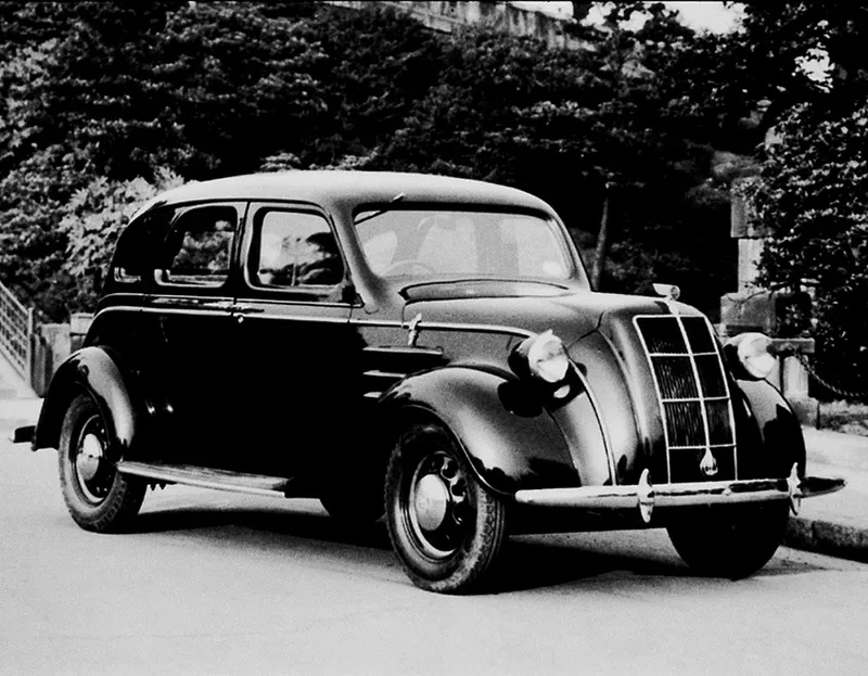 Pierwszy samochód osobowy Toyoty model AA 1936