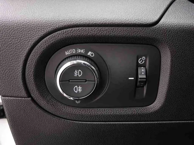 Opel Grandland X 1.2 T 131 Automaat Innovation + GPS + KeyLess + LED Lights Image 10