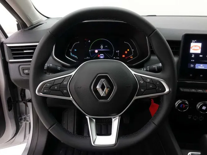 Renault Clio 1.6 E-Tech HEV 140 Look + Carplay + Virtual + LED Lights + Camera Image 10