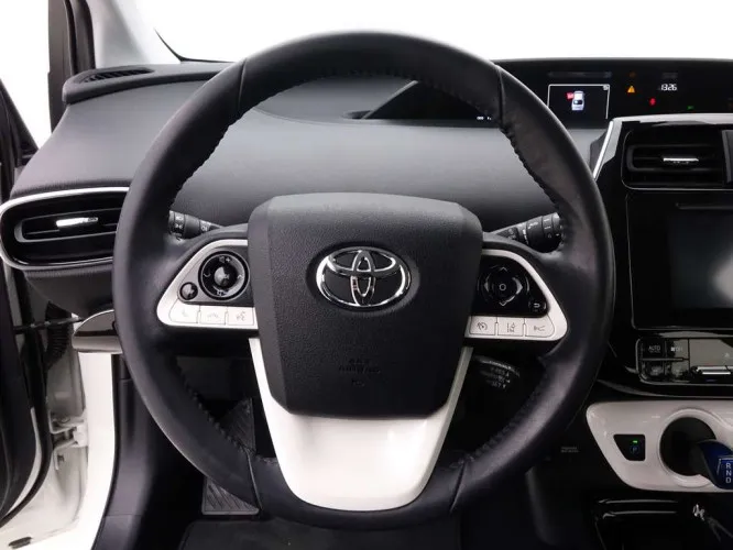 Toyota Prius 1.8i VVT-i CVT Hybrid Lounge + GPS Image 10