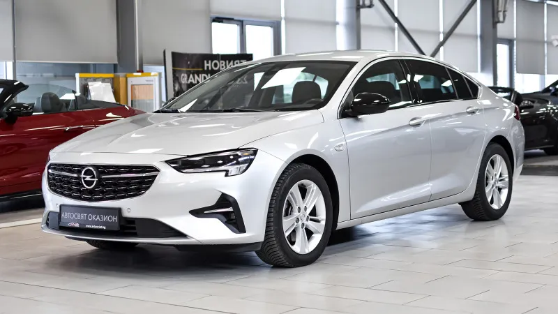 Opel Insignia Grand Sport 2.0d Elegance Automatic Image 4