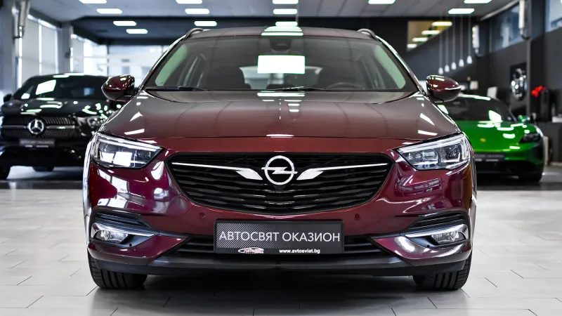 Opel Insignia Sports Tourer 2.0d Automatic Business Edition Image 2