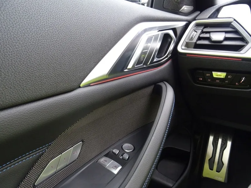 BMW 440 i М xDrive =M Carbon Interior= Panorama Гаранция Image 9