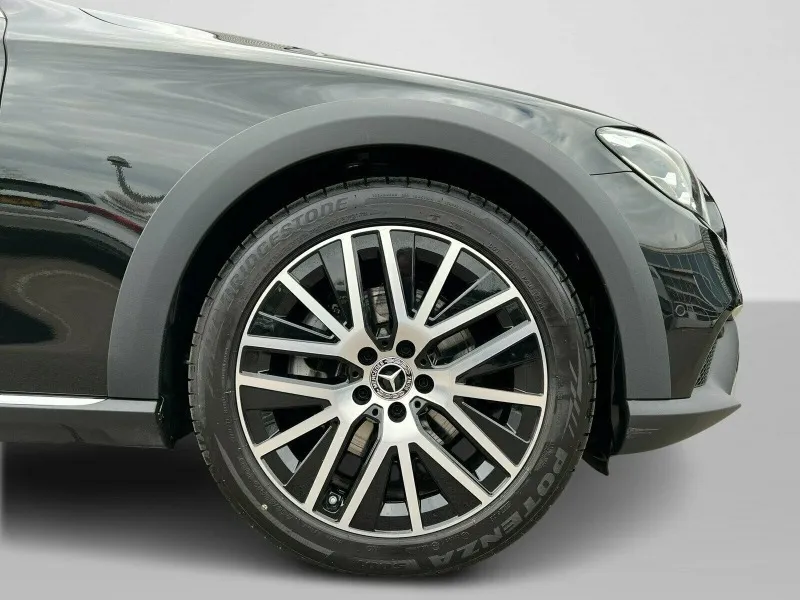 Mercedes-Benz E 220 d 4Matic All-Terrain =Avantgarde= Pano Гаранция Image 4