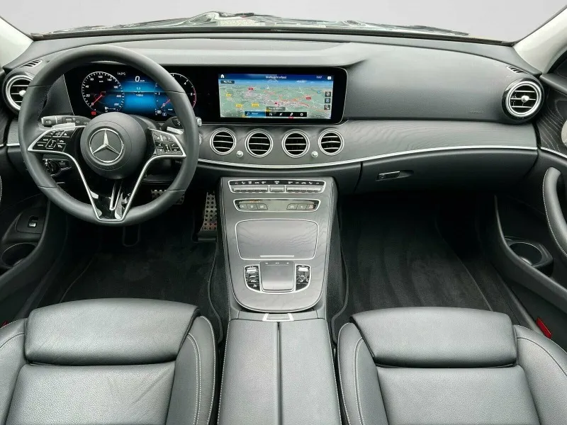 Mercedes-Benz E 220 d 4Matic All-Terrain =Avantgarde= Pano Гаранция Image 6