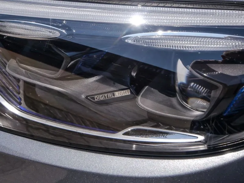 Mercedes-Benz GLC 300 d 4Matic =AMG Line= Panorama/Airmatic Гаранция Image 4