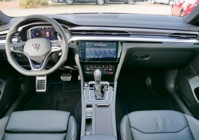 Volkswagen Arteon R 2.0 TSI 4Motion =Panorama= Distronic Гаранция Image 6