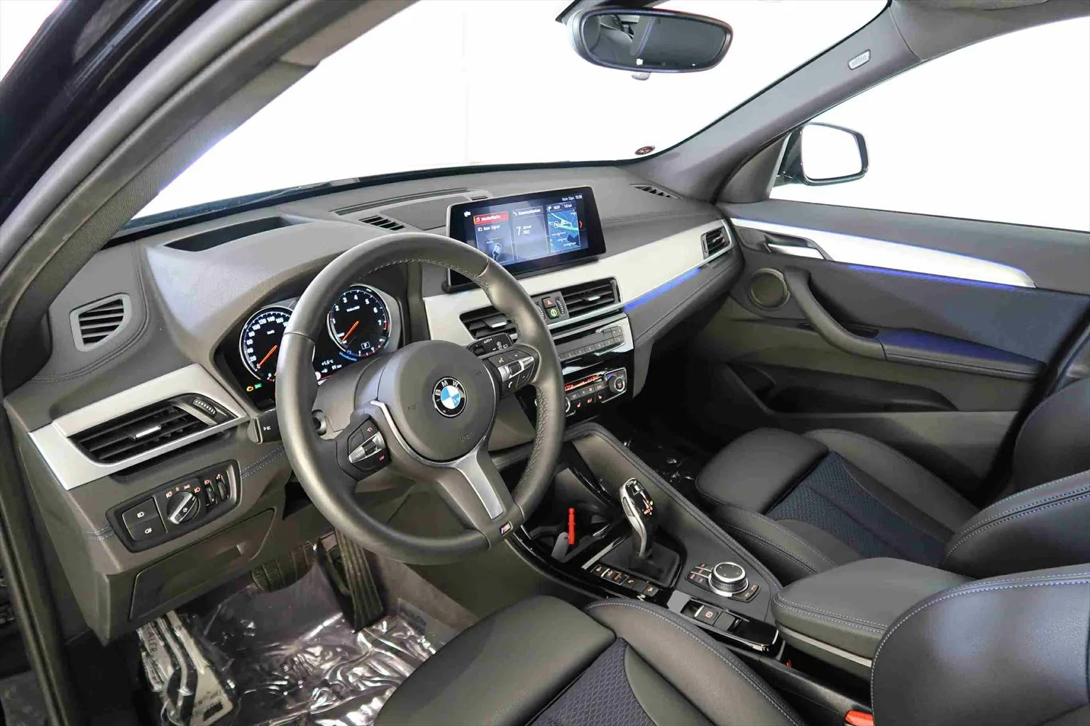 BMW X1 xDrive 20i M Sport Automat  Image 6