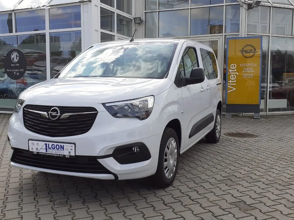 Opel Combo Edition Plus 1,2Turbo 81kW MT6 Image 1
