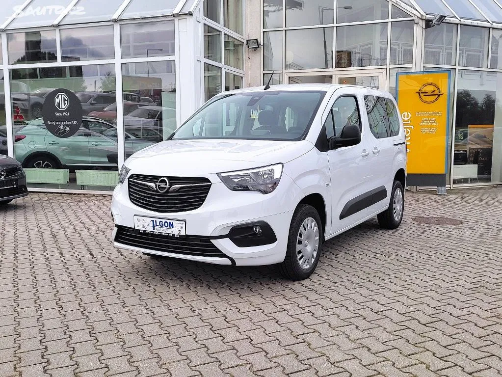 Opel Combo Edition Plus 1,2Turbo 81kW MT6 Image 1