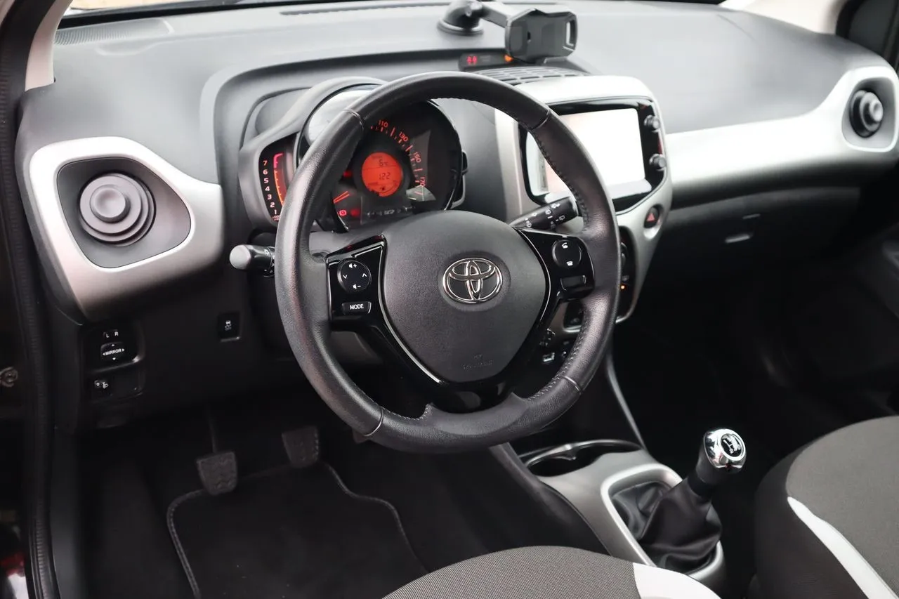 Toyota Aygo 1.0 x-play touch Tempomat...  Image 8