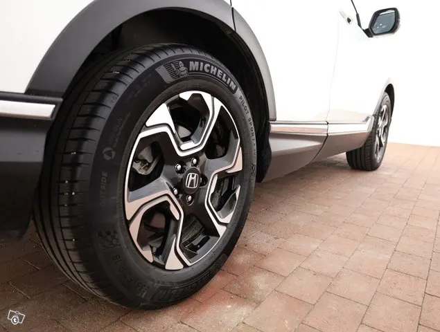Honda CR-V Hybrid Elegance 2WD AT - Navigointijärjestelmä, Adaptiivinen vakionopeudensäädin, Nahkaverhoilu - J. autoturva - Ilmainen kotiintoimitus Image 6