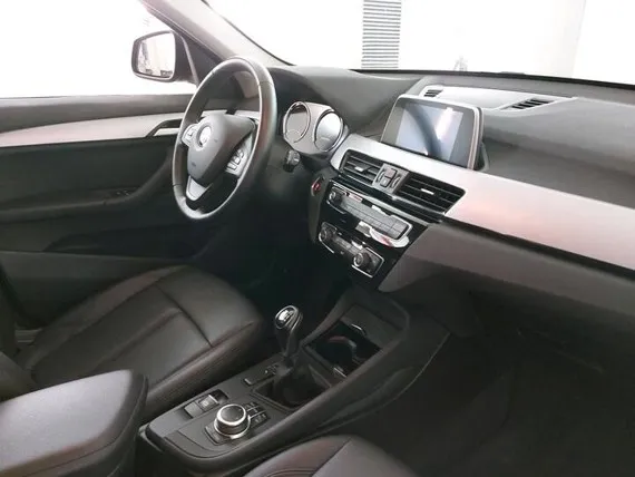 BMW X1 Bmw X1 sDrive 18d 2.0 Advantage, Virtual cockpit Image 3