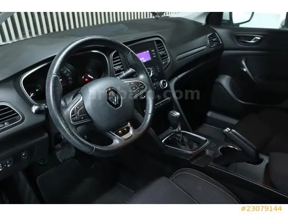 Renault Megane 1.5 dCi Touch Image 8