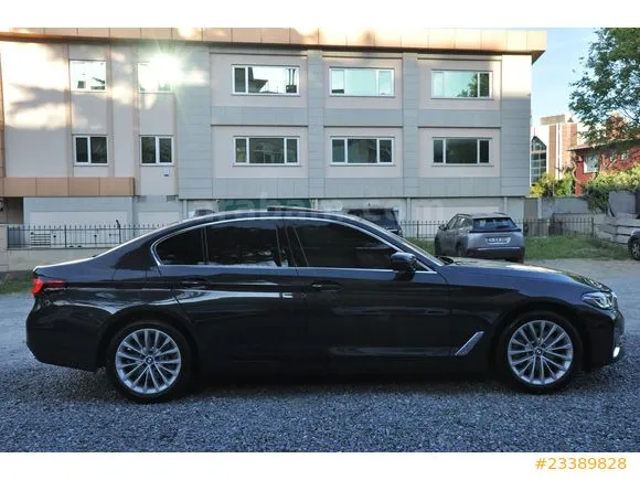 BMW 5 Serisi 520i Luxury Line Image 6