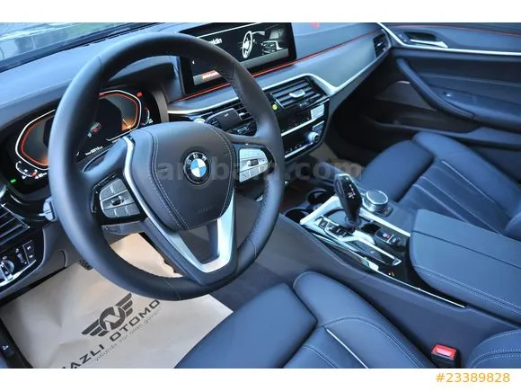 BMW 5 Serisi 520i Luxury Line Image 9