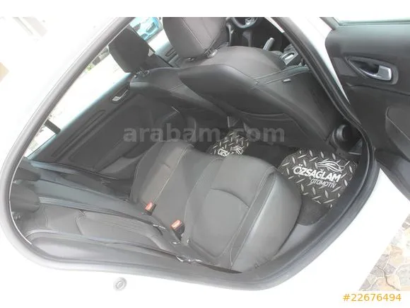 Renault Megane 1.5 dCi Touch Image 9