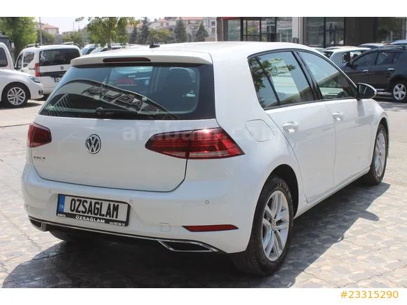 Volkswagen Golf 1.6 TDi BlueMotion Comfortline Image 4