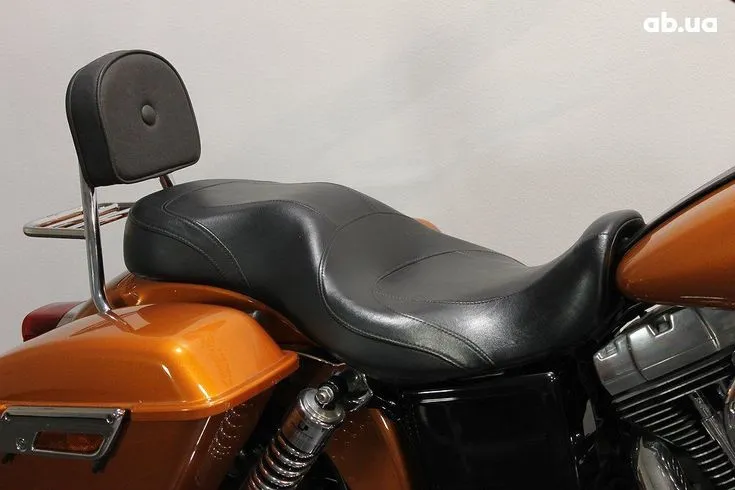 Harley-Davidson FLD  Image 4