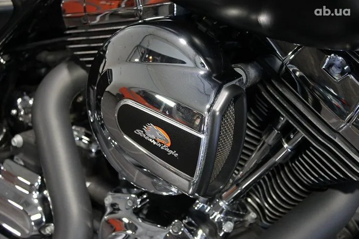 Harley-Davidson FLHXS  Image 5