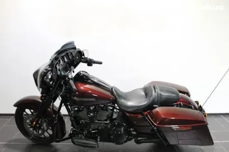Harley-Davidson FLHXS 